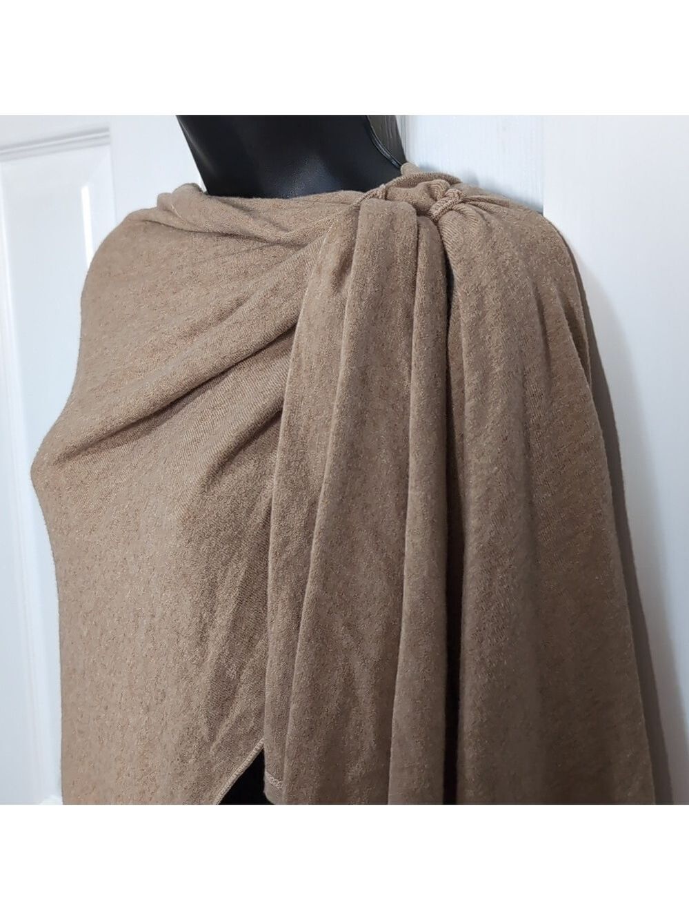 NEW Bella Amore Elegant Tan Wrap Shawl One Size - Picture 3 of 6